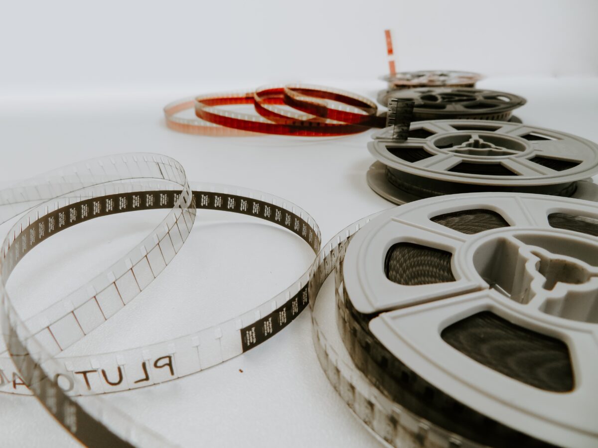 Wat zijn de laatste ontwikkelingen in filmindustrie en televisie?